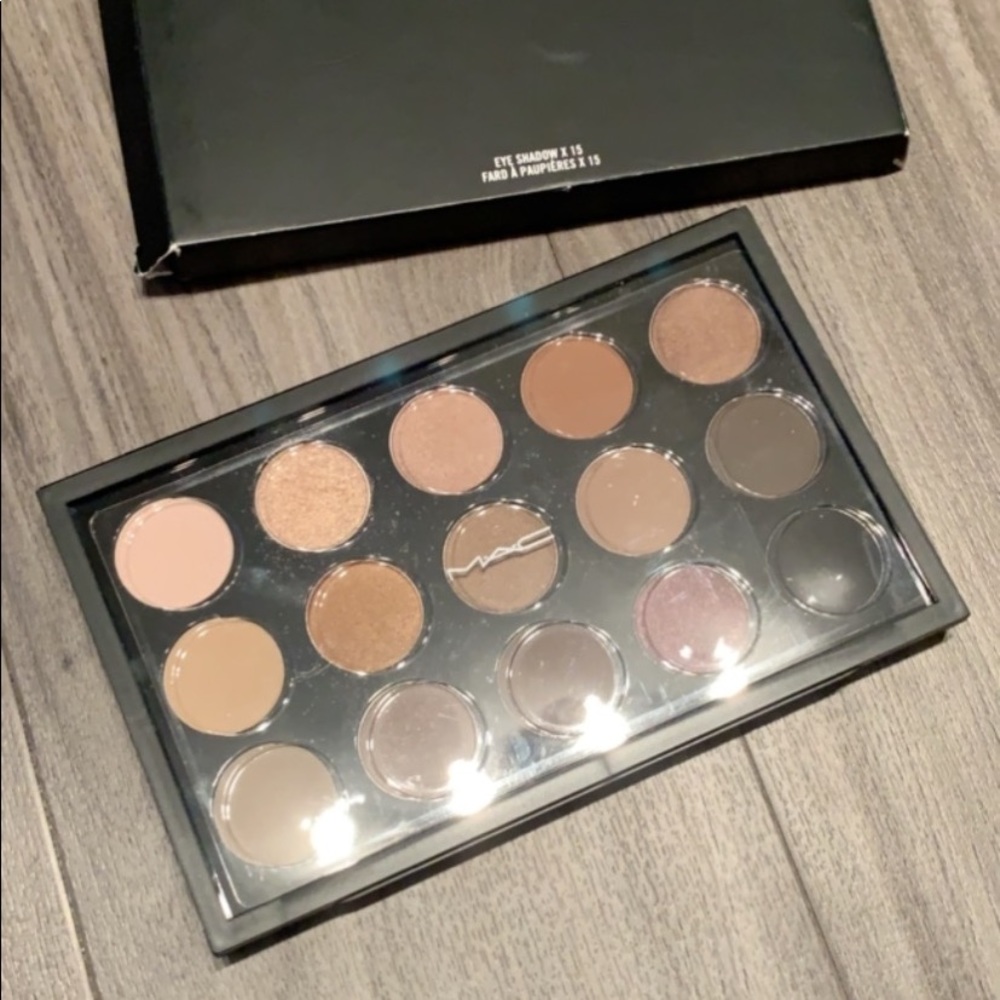 Mac eyeshadow